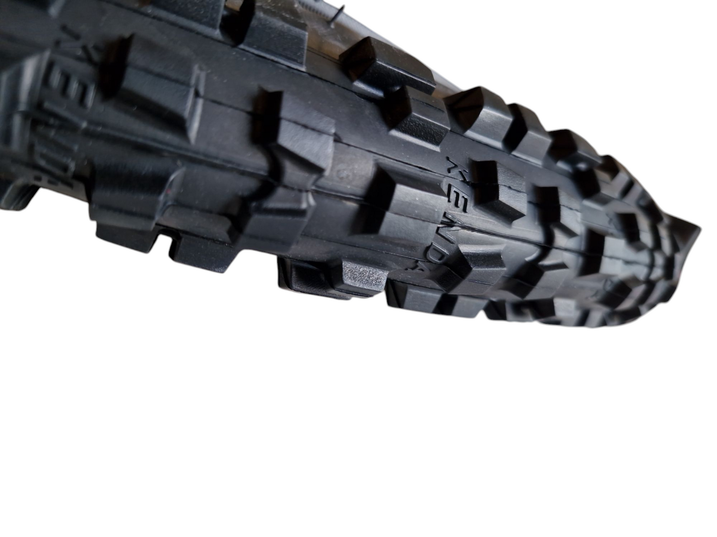 Kenda Tire Set with Inner Tubes 26" x 2.60"