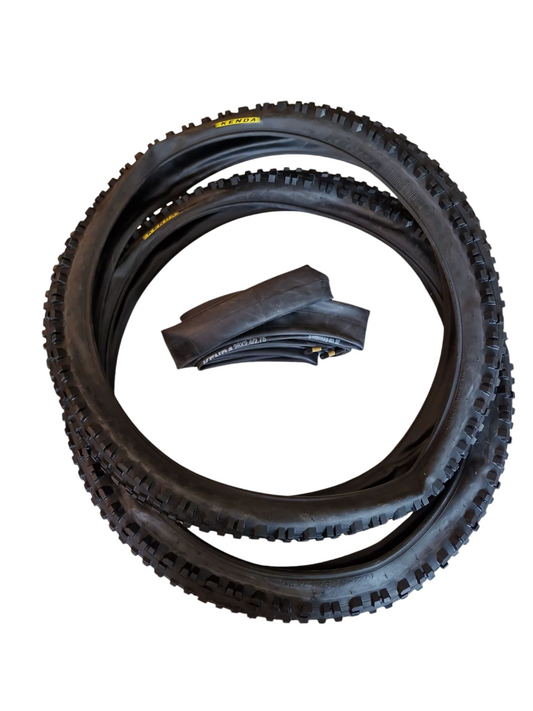 Kenda Tire Set with Inner Tubes 26" x 2.60"
